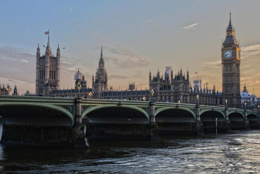 Londyn Britania Big Ben Tower of London hlavne mesto v Britanii