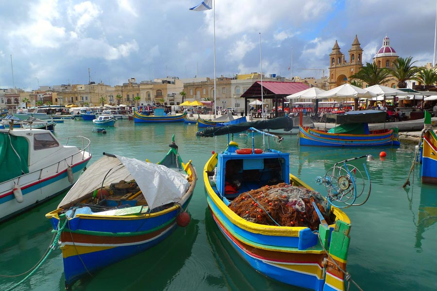 Malta ostrov v Stredozemnom more Comino Gozo Valetta