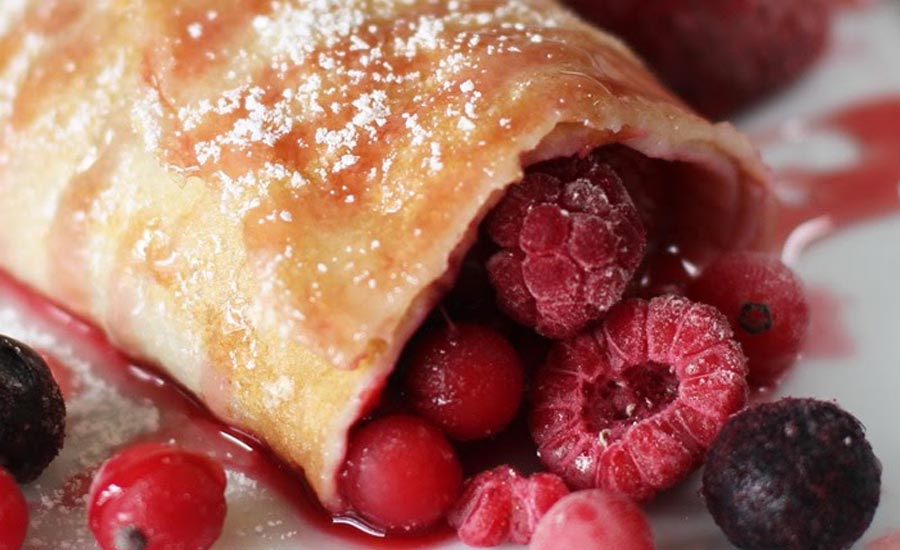 palacinky s dzemom a ovocim ovocne palacinky domace palacinky 321 palacinky