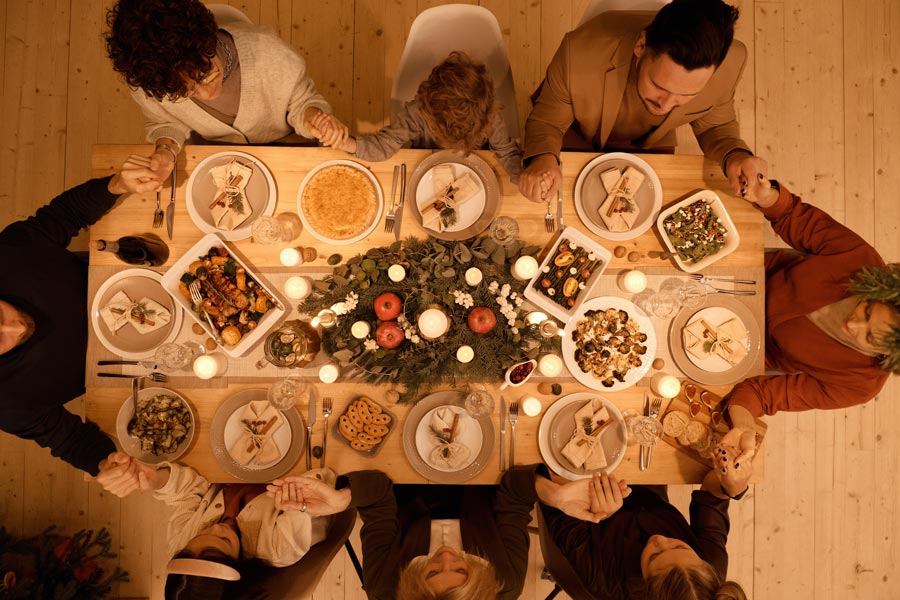 vianocne jedlo stedra vecera kapor so salatom slavnostna vecera