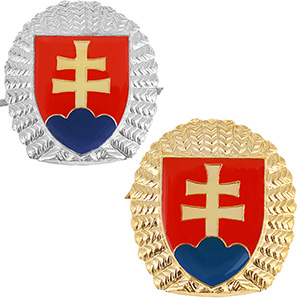 Slovenský odznak SVK s vencom strieborný a zlatý